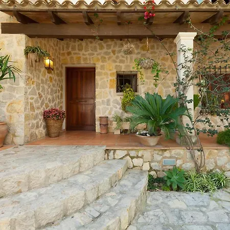 Villa Mancor